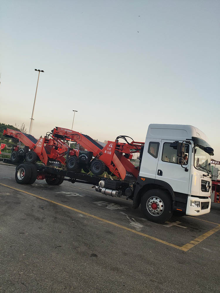 礦用30扒渣機(jī).jpg